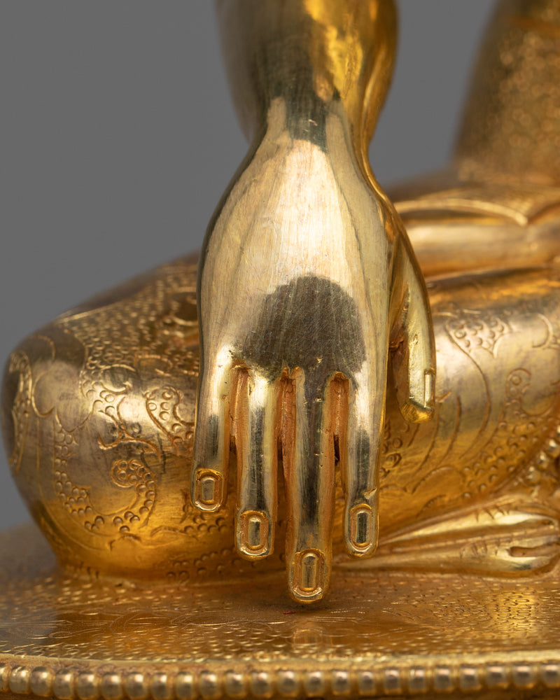 Serene Shakyamuni Buddha Statue | Beacon of Enlightenment