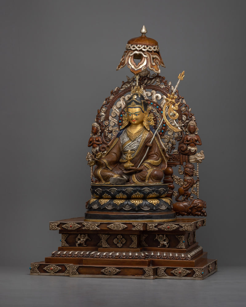 Guru Rinpoche Mantra | The Lotus-Born Master Seated on a Grand Throne