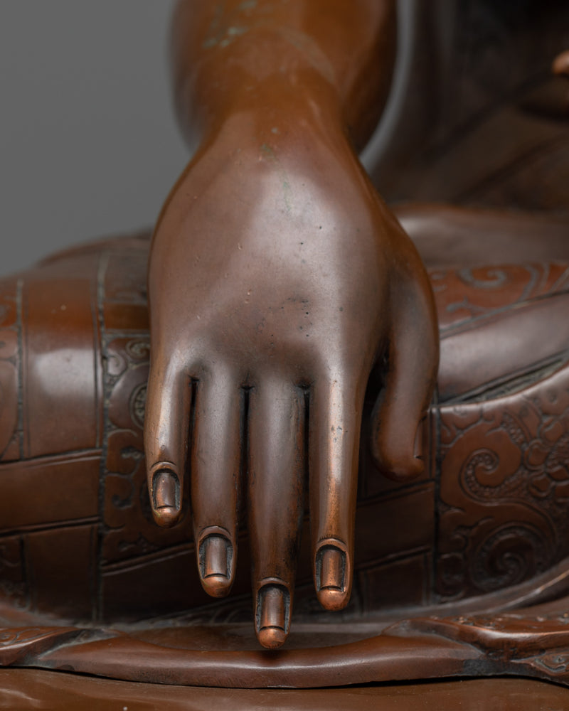 Gautama Shakyamuni Statue | Embrace the Enlightened Presence