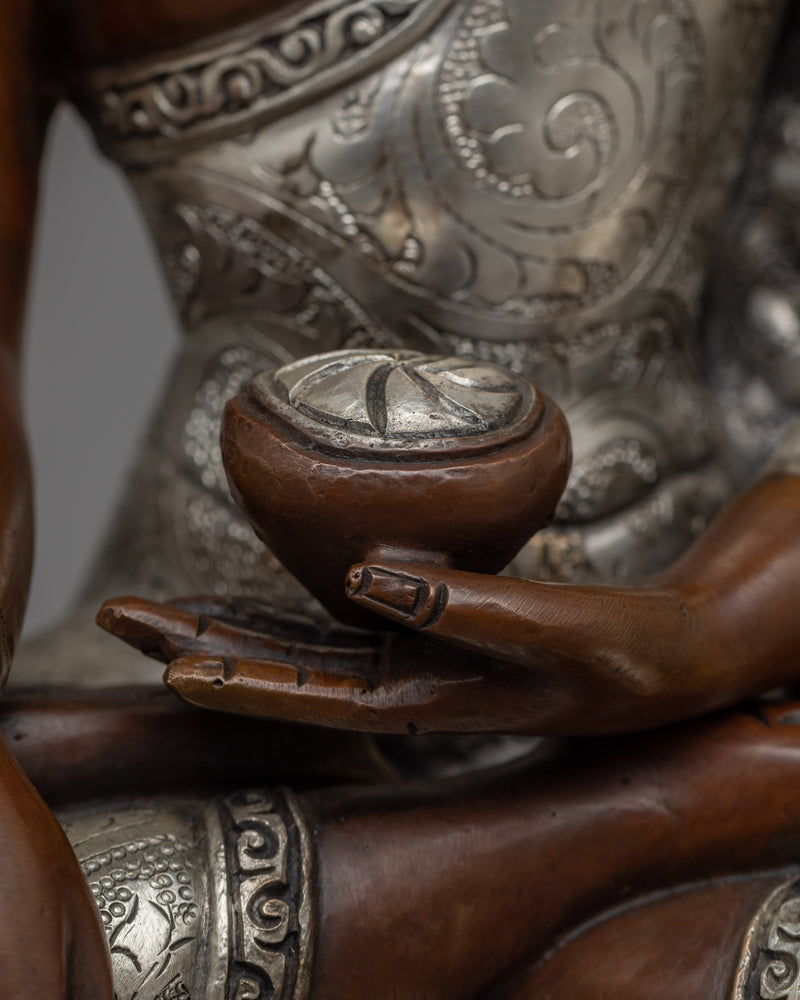 Sakyamuni Buddha Statue | Embodying Wisdom and Compassion