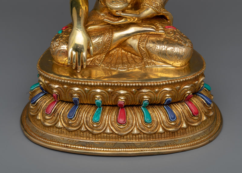 Siddhartha Gautama was a Prince who became the Buddha | Himalayan Golden Sculpture