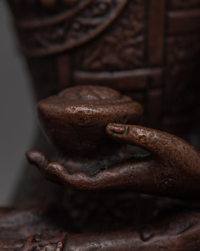 Small Shakyamuni Buddha Statue | Small-Scale Serenity