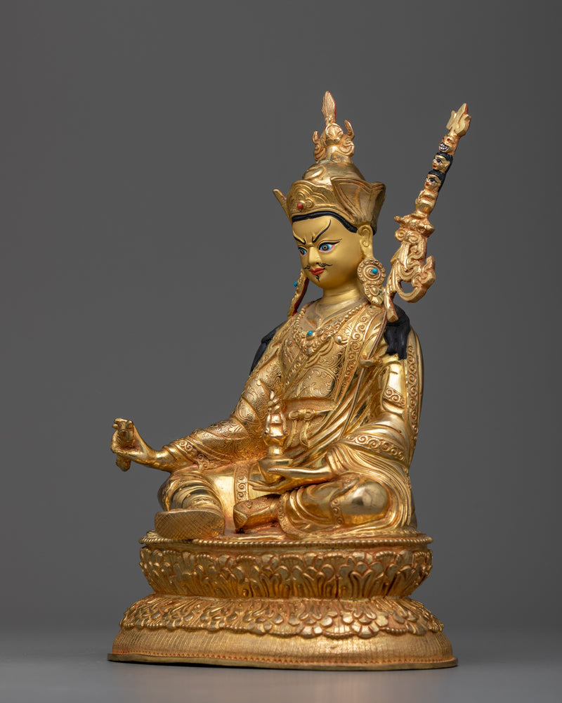 guru-rinpoche-artwork-statue