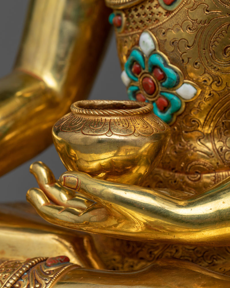 Statue of Shakyamuni Buddha | Enlightenment's Lustrous Beacon