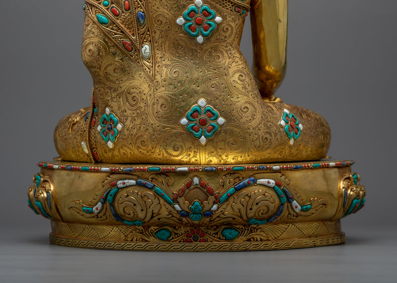 Statue of Shakyamuni Buddha | Enlightenment's Lustrous Beacon