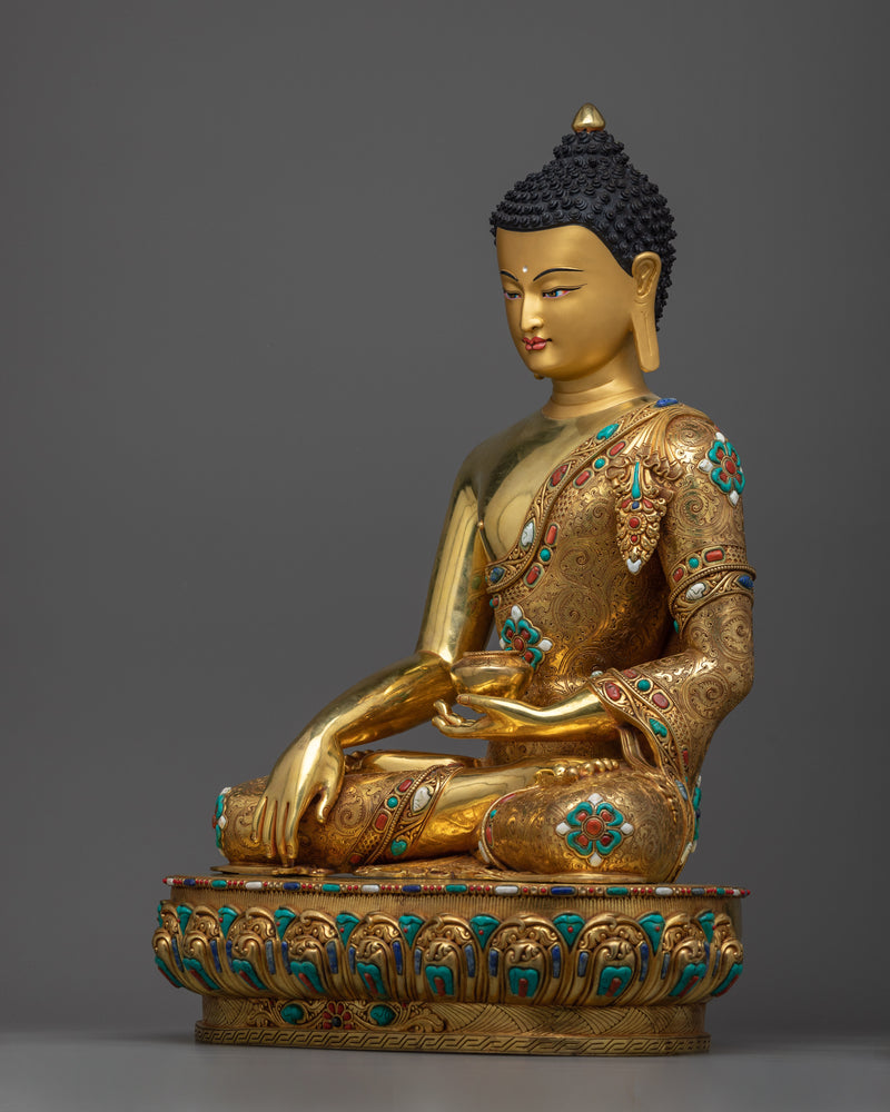 statue of shakyamuni buddha