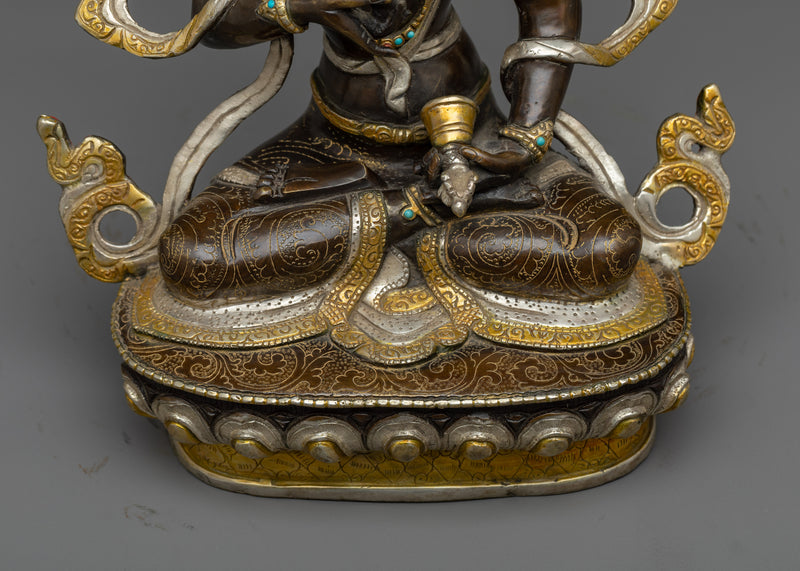 Magnificent Vajrasattva Statue to Practice English Mantra | A Beacon of Purity and Healing