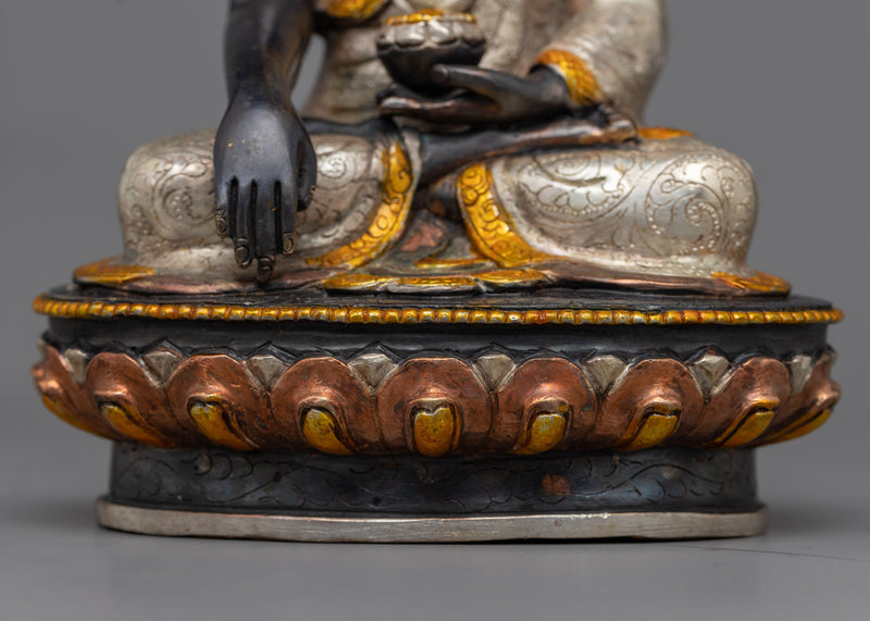 Shakyamuni Buddha seated in Meditation | Fine Nepali Artwork