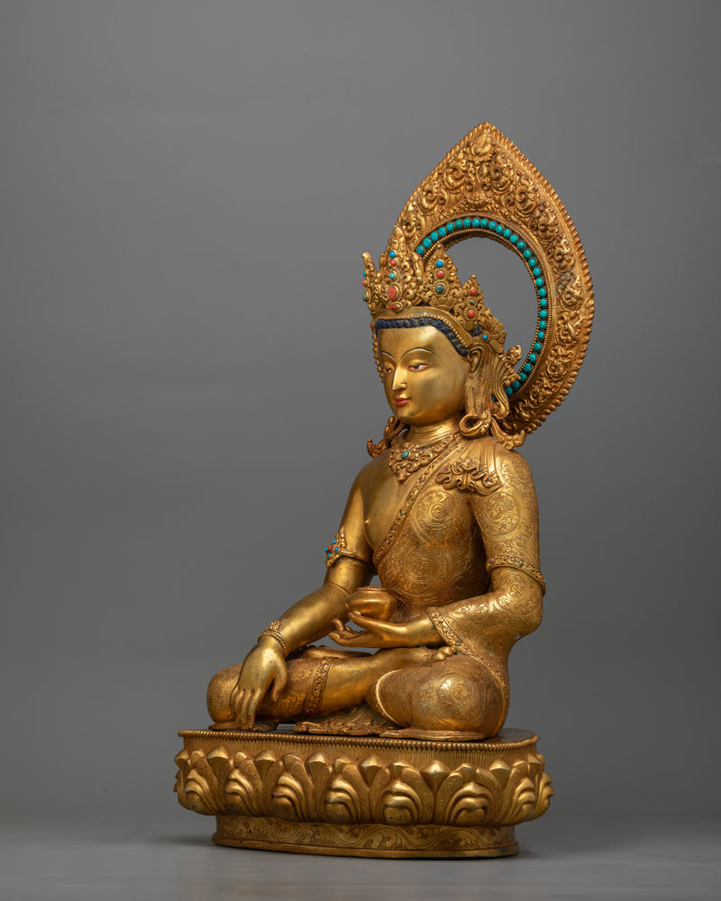 statue for practicing mantra of buddha shakyamuni