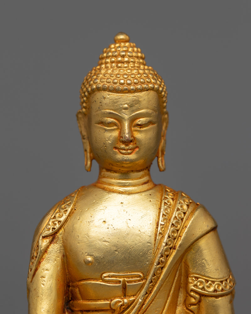 small statue of-shakyamuni-buddha