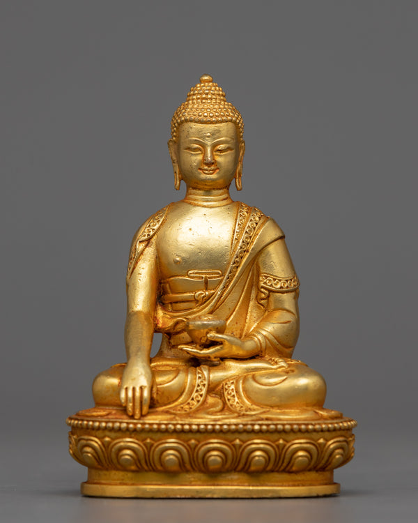 small statue of-shakyamuni-buddha