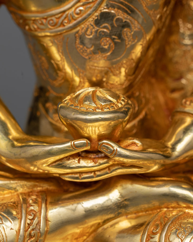 Amitabha Buddha Tượng in 24K Gold | A Beacon of Infinite Light and Compassion