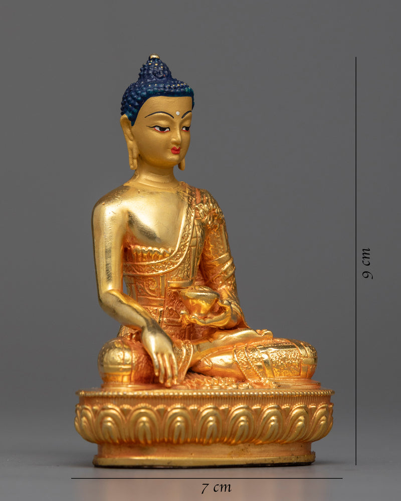 Miniature-shakyamuni-buddha statuette