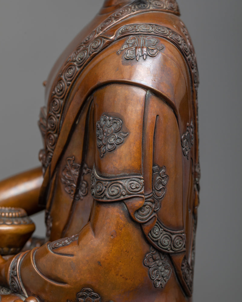 Shakyamuni Buddha Beautiful Statue in Oxidized Copper | Elegance and Enlightenment