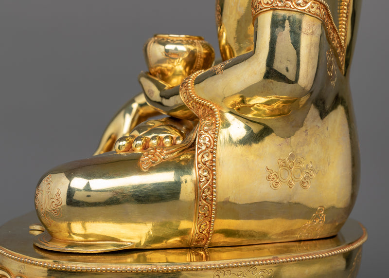 Shakyamuni Buddha Gilt Sculpture | A Sanctified Icon in 24K Gold