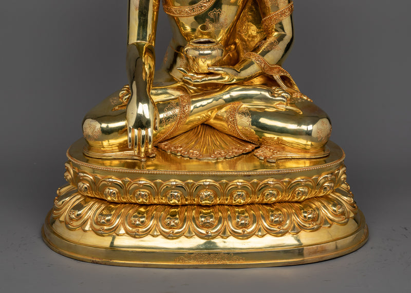 Shakyamuni Buddha Gilt Sculpture | A Sanctified Icon in 24K Gold