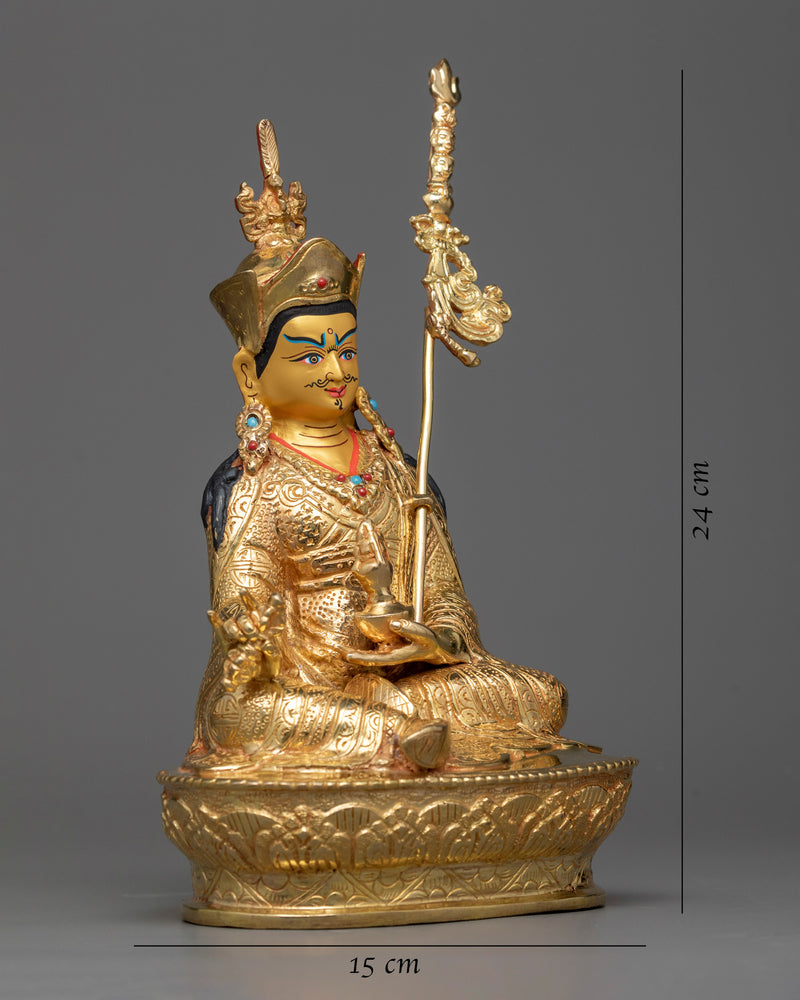 guru-rinpoche-gold gilt statue