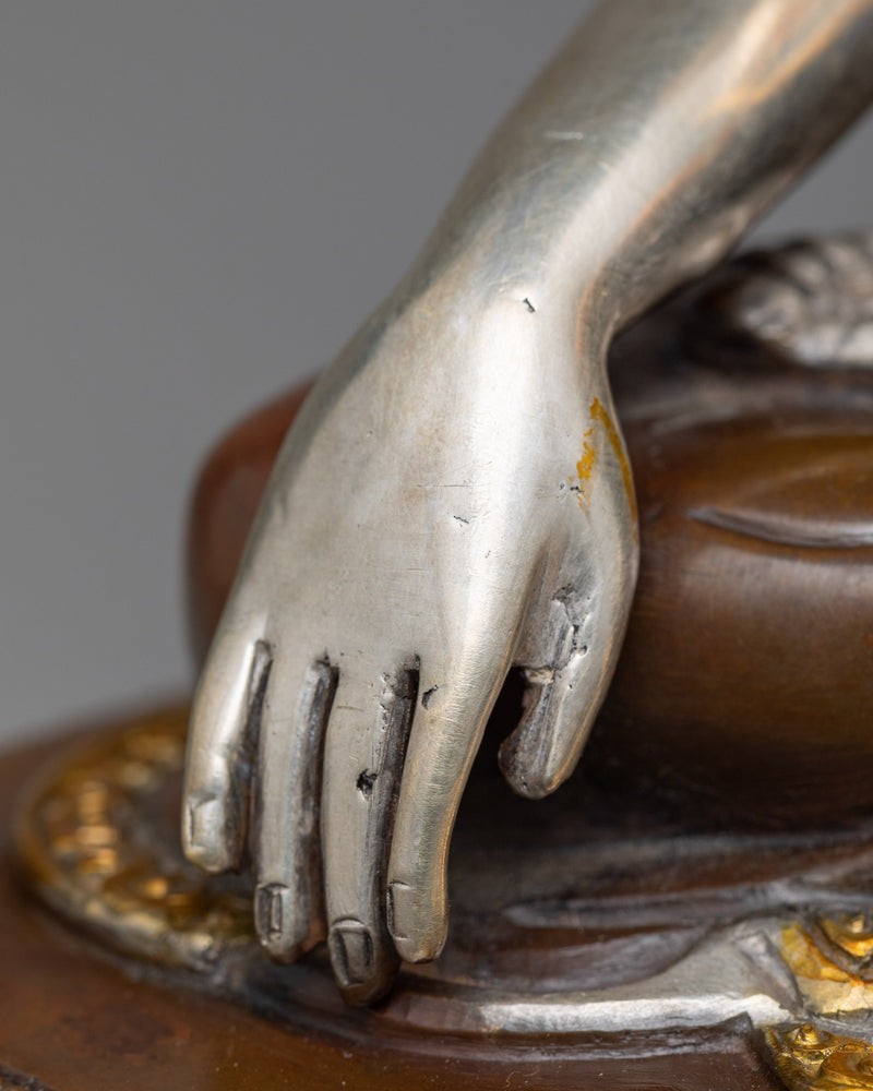 Shakyamuni Tathagata Statue | A Harmonious Blend of Silver and Oxidized Copper