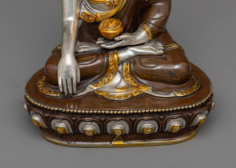 Shakyamuni Tathagata Statue | A Harmonious Blend of Silver and Oxidized Copper