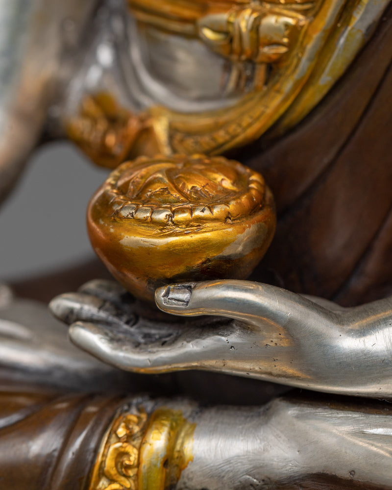 Shakyamuni Tathagata Statue | A Harmonious Blend of Silver and Oxidized Copper