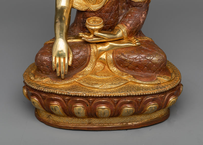 Buddha Shakyamuni Gilt Statue | Embodiment of Enlightenment