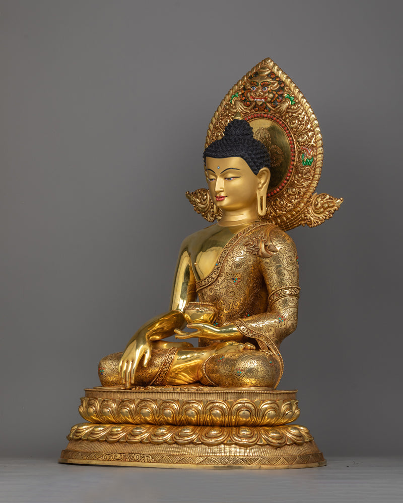 shakyamuni-buddha-golden-statue