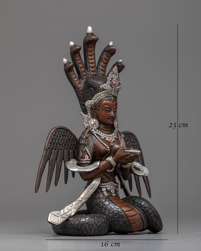 naga-kanya-sculpture