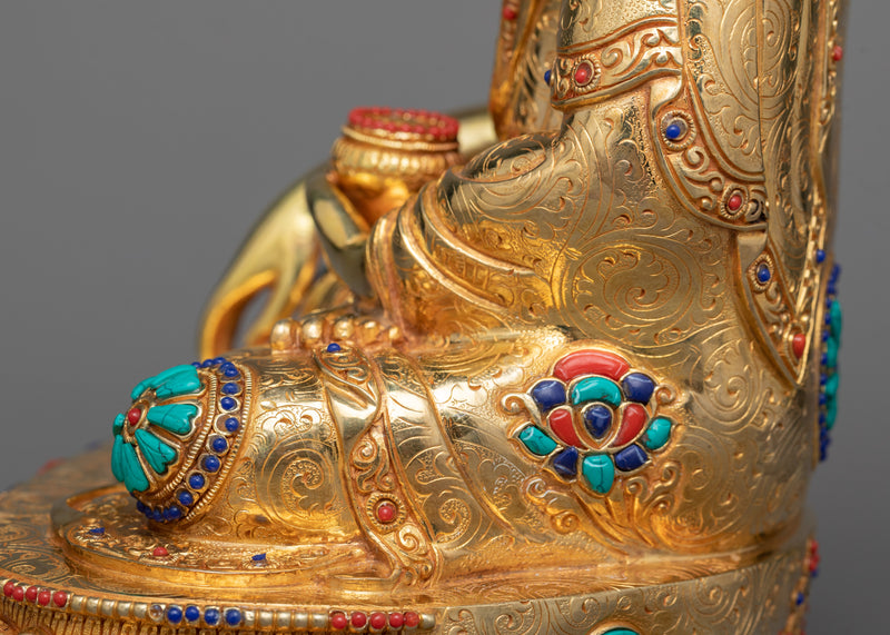 Sacred Shakyamuni Buddha Gold Gilt Statue | Beacon of Enlightenment