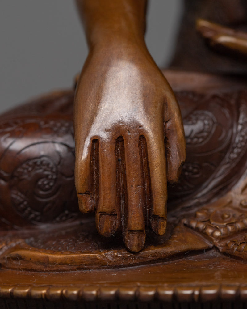 Serene Shakyamuni Buddha Oxidized Statue | A Symbol of Peace