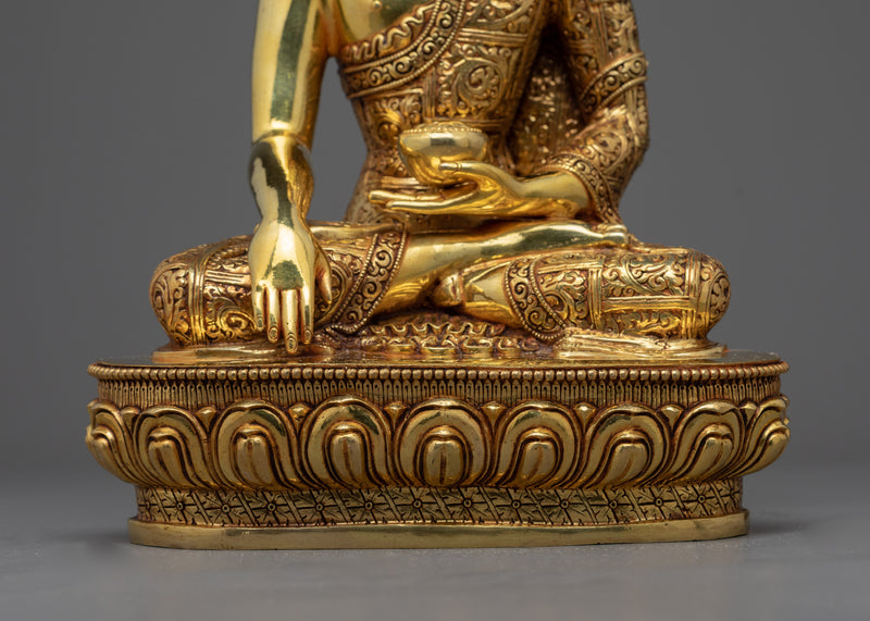 The Buddha Shakyamuni Idol | The Beacon of Enlightenment