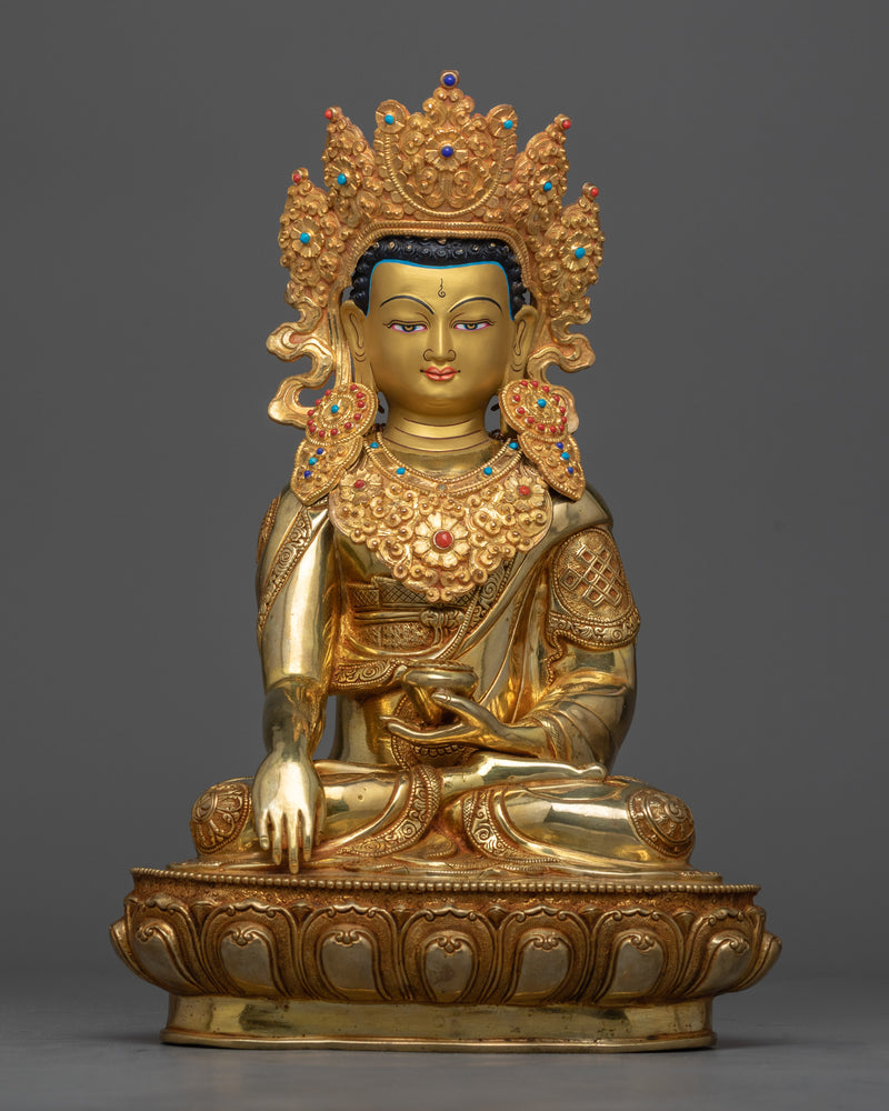 crown-buddha-shakyamuni-gilt sculpture