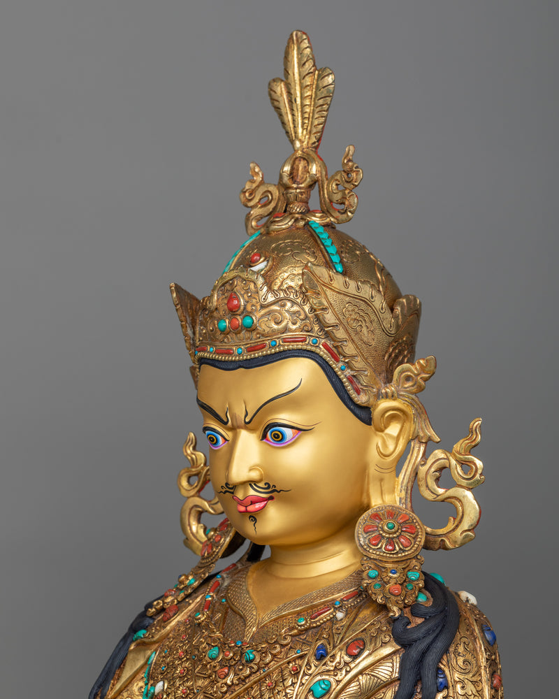 guru-rinpoche-padmakara-statue