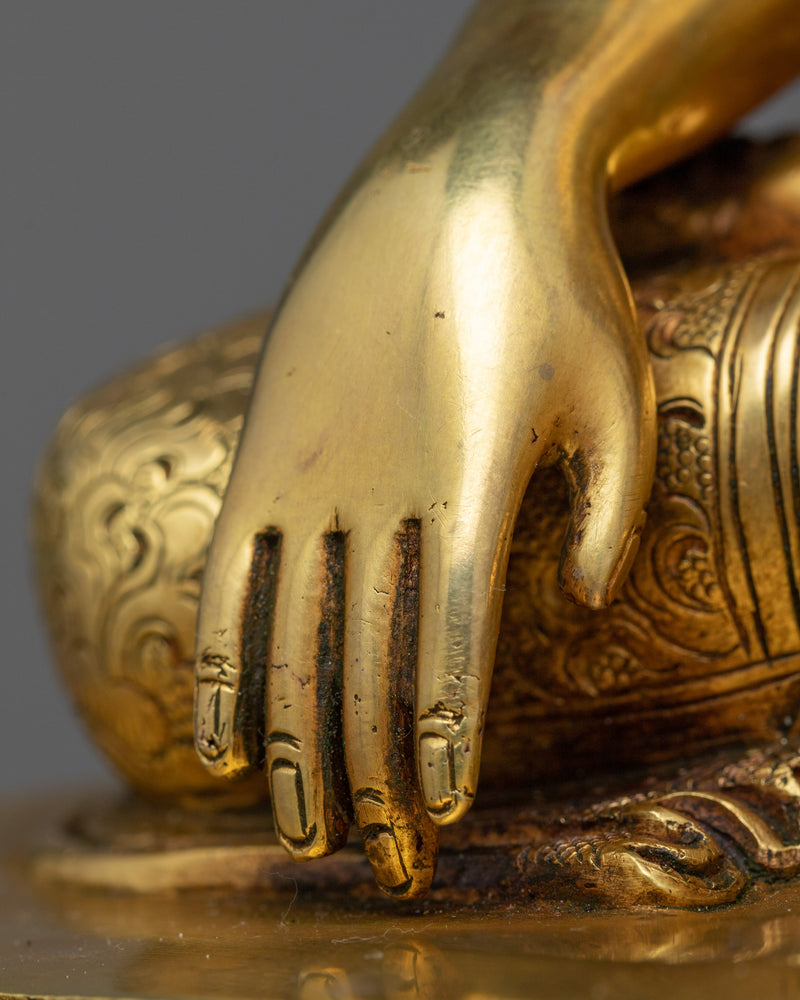 Historical Shakyamuni Buddha Sculpture | 24K Gold Gilded Elegance