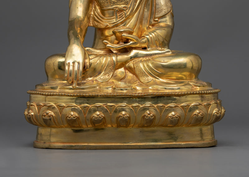 Shakyamuni Buddha Sculpture in 24K Gold Radiance | Eternal Wisdom