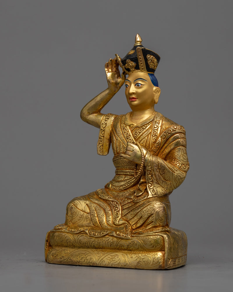 karmapa-statue