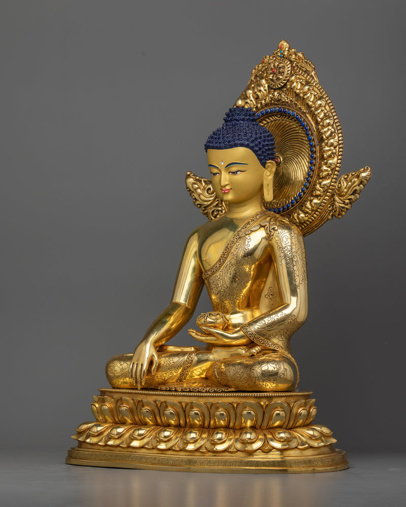 serene-shakyamuni-buddha-sculpture