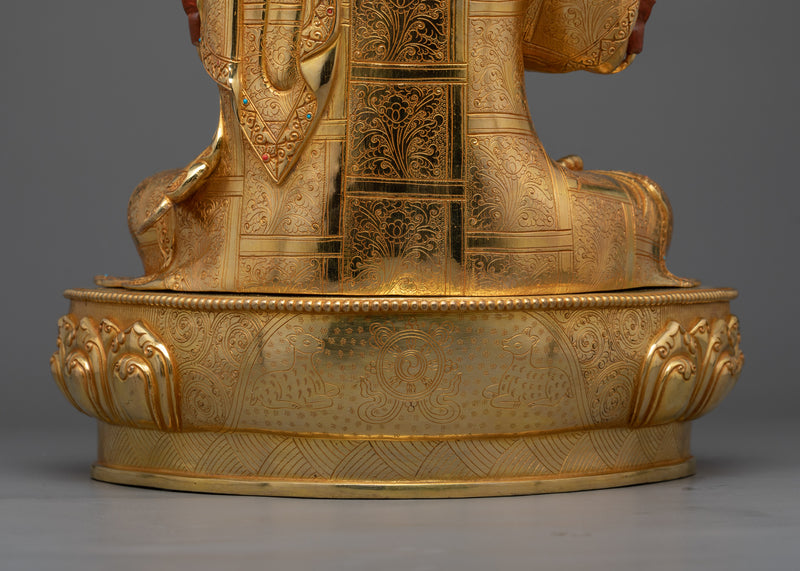 The Enlightened Je Lama Tsongkhapa Statue | Inspiring Serenity and Wisdom