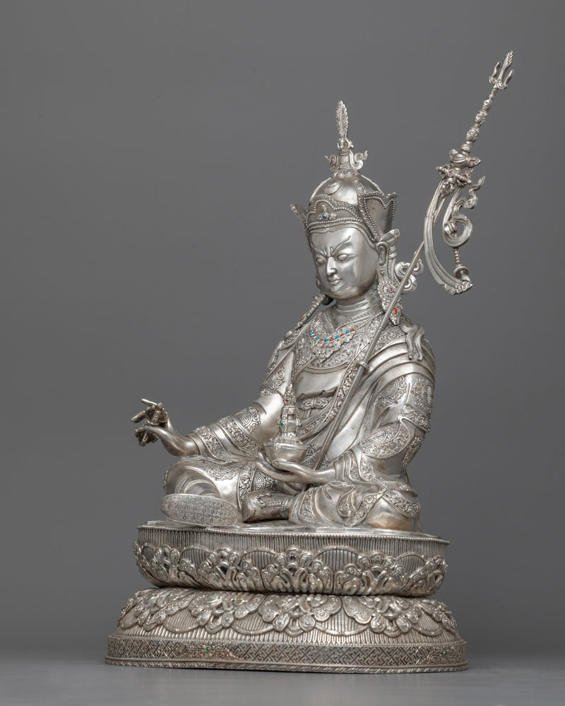 guru-rinpoche-silver statue