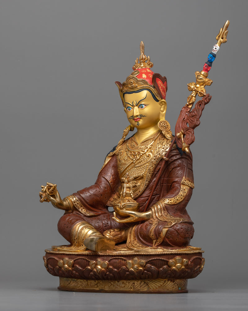 guru-padma-figurine