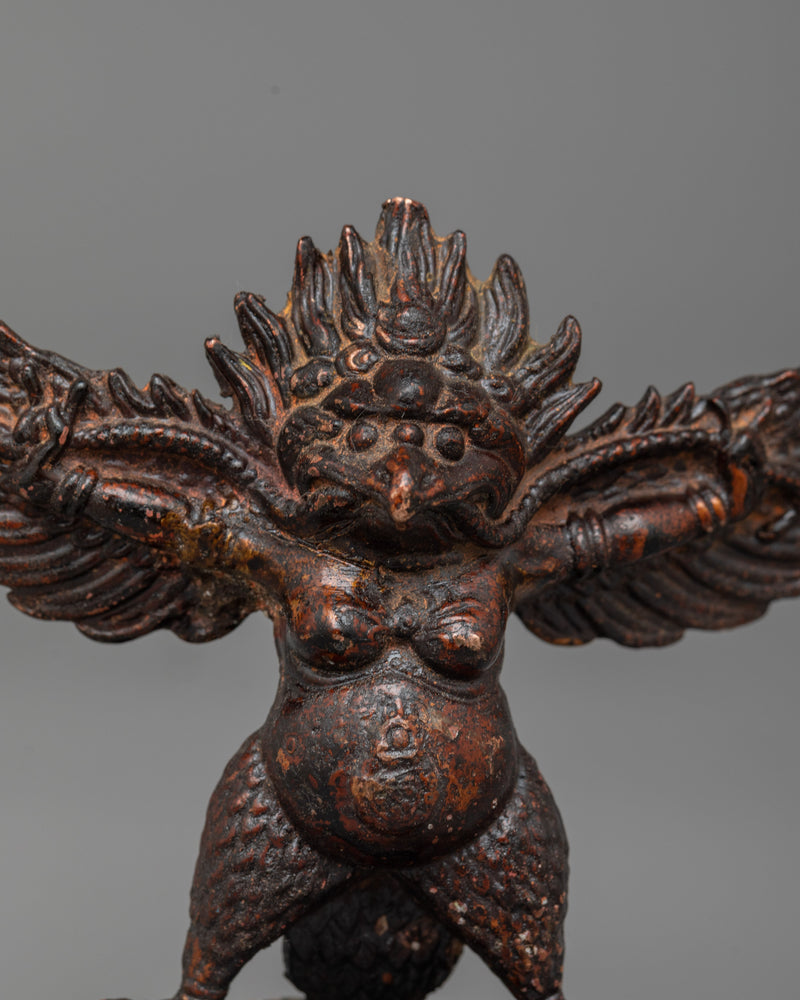 garuda-antique-figurine