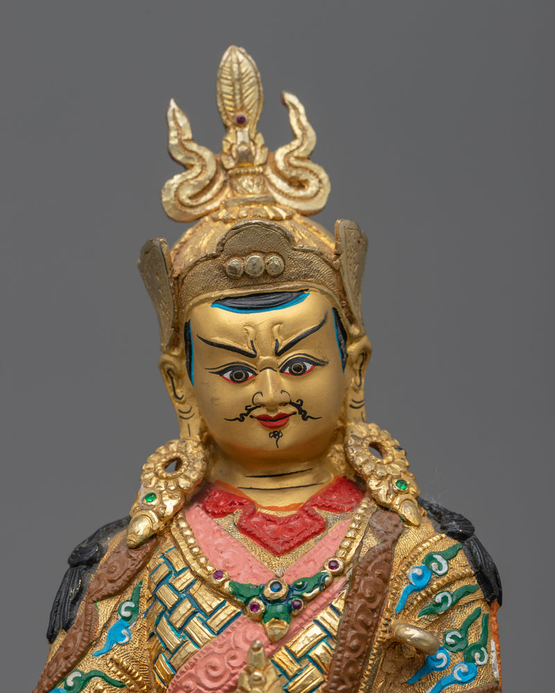 guru-rinpoche-lotus-born-statuette