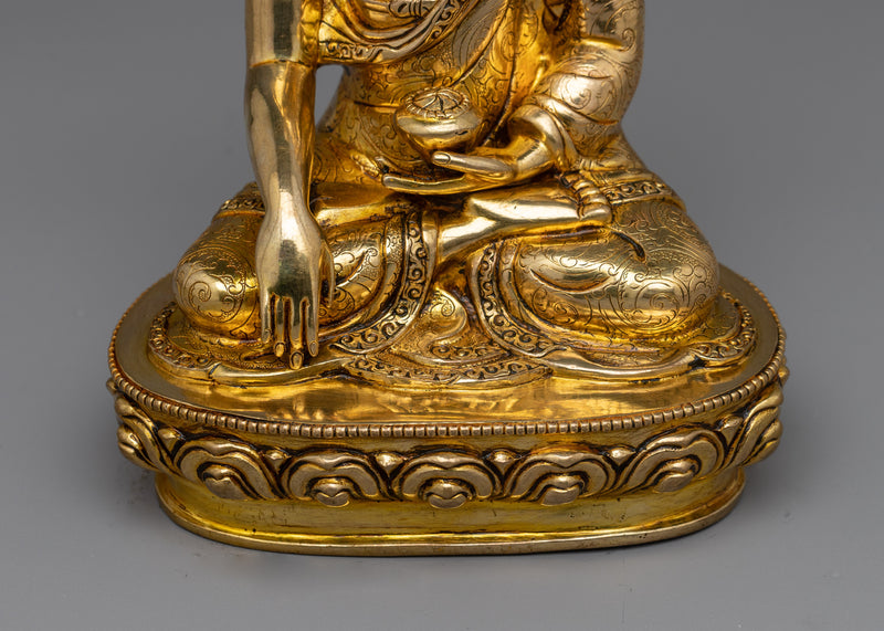 Historical Shakyamuni Buddhah Statue | Embodying the Essence of Enlightenment