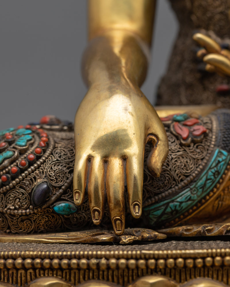 Antique Shakyamuni Buddha Figurine | Embark on a Journey of Timeless Wisdom and Compassion