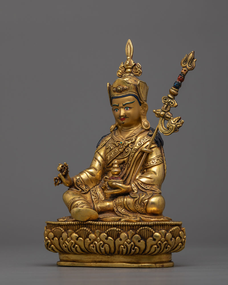 guru-rinpoche-lotus-born-1