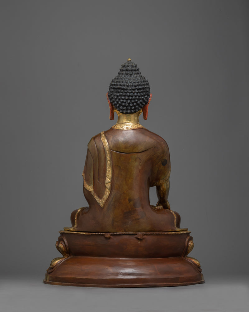 The historic Buddha Shakyamuni Sculpture | 24K Gold-Gilded Statue from Nepal