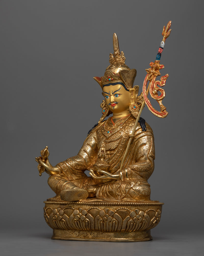 Guru Rinpoche Statue