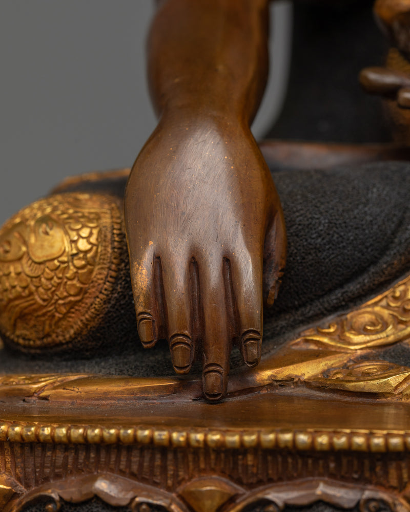 Oxidized Figure of Shakyamuni Buddha | Meticulously Crafted Spiritual Icon