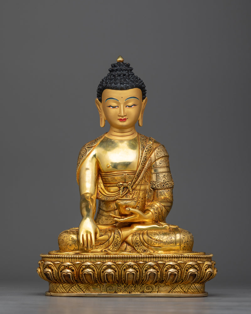 gold-gilded-enlighten-teacher-shakyamuni-buddha