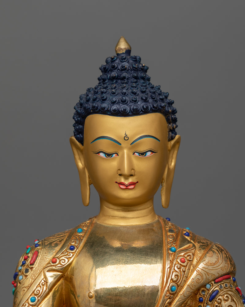 gold-gilded-serene-shakyamuni-buddha