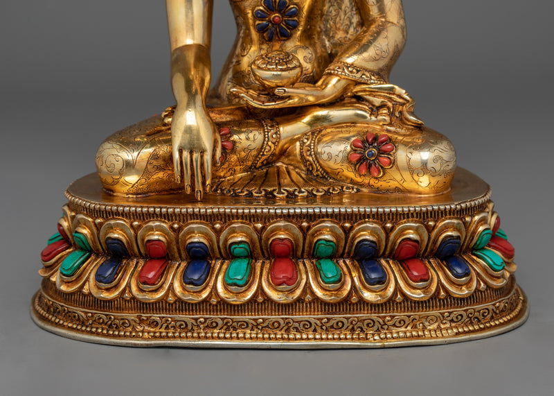 Shakyamuni Buddha A Majestic Enlighten Teacher Statue | Embodiment of Wisdom